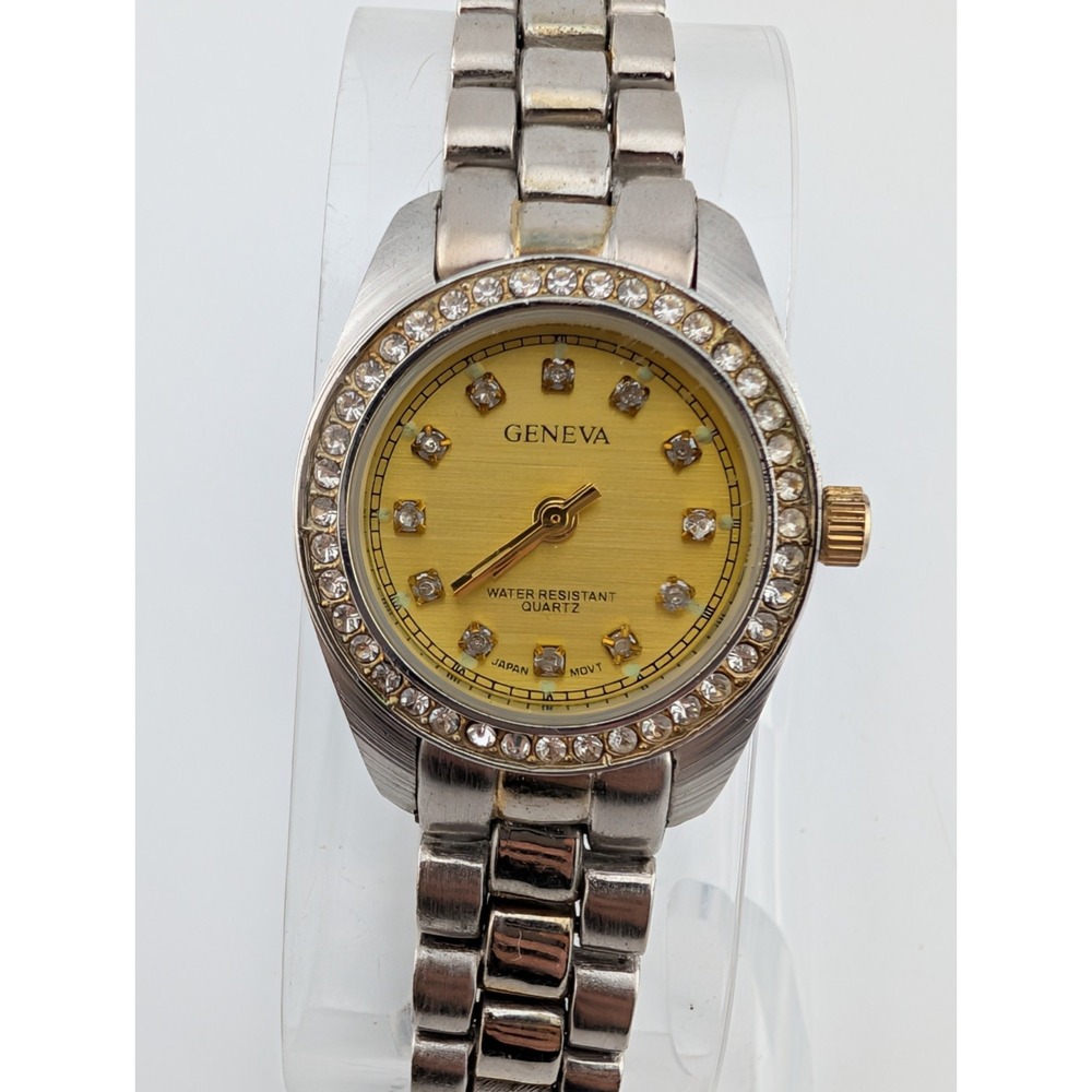 Geneva Watch Women 26mm Case Crystal Bezel 7.25" Two Tone Band- New Battery